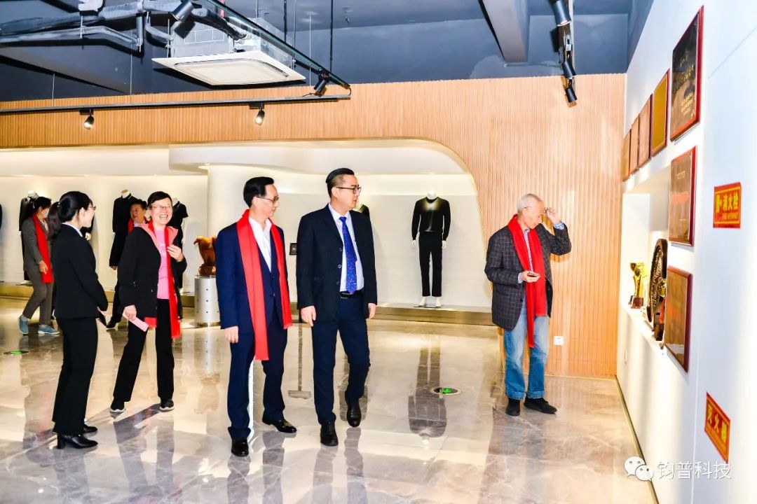 浙江钧普祝贺集团公司建企二十周年生日快乐(图4) 浙江钧普祝贺集团公司建企二十周年生日快乐(图4)