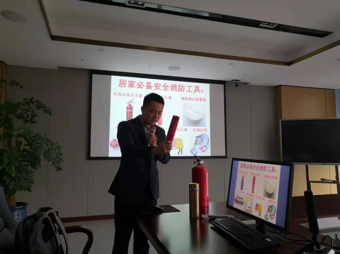 防患于未“燃”-浙江钧普开展消防演练(图4) 防患于未“燃”-浙江钧普开展消防演练(图4)